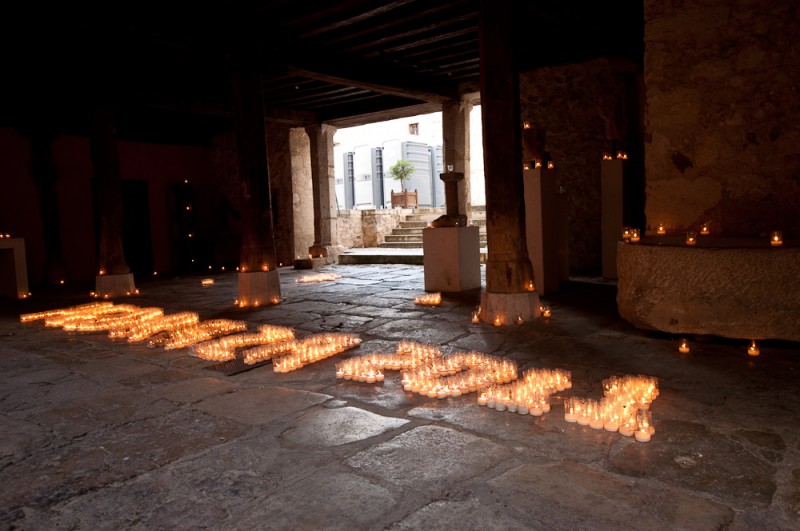 西班牙佩德拉萨 Pedraza 小镇的秉烛之夜